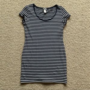 {H&M} Striped Tee-Shirt Dress